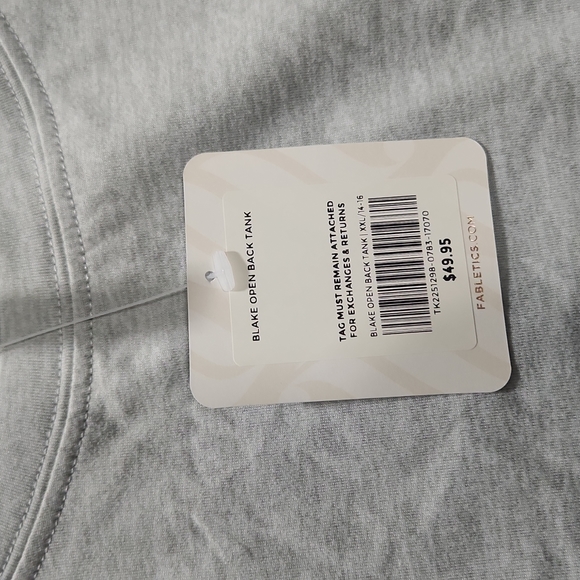 Fabletics open back tank - Picture 3 of 3